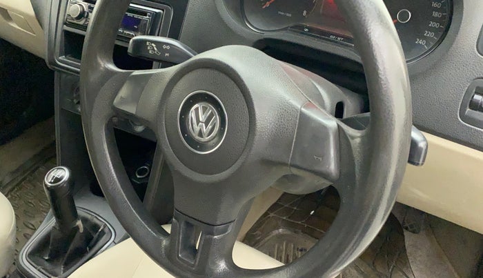 2011 Volkswagen Polo TRENDLINE 1.2L PETROL, Petrol, Manual, 91,193 km, Steering wheel - Horn pad has minor damage