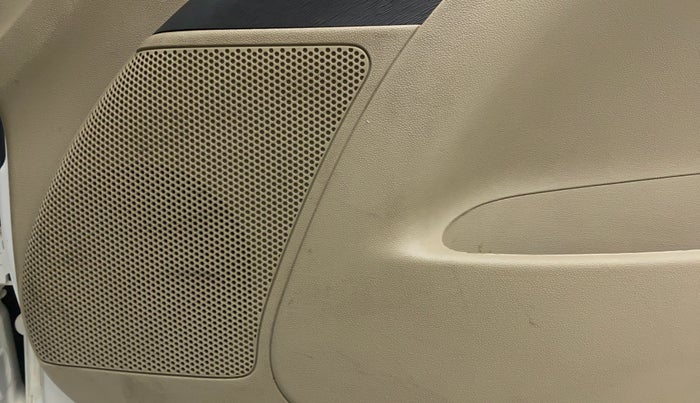 2016 Hyundai i10 SPORTZ 1.1 IRDE2, Petrol, Manual, 26,628 km, Speaker