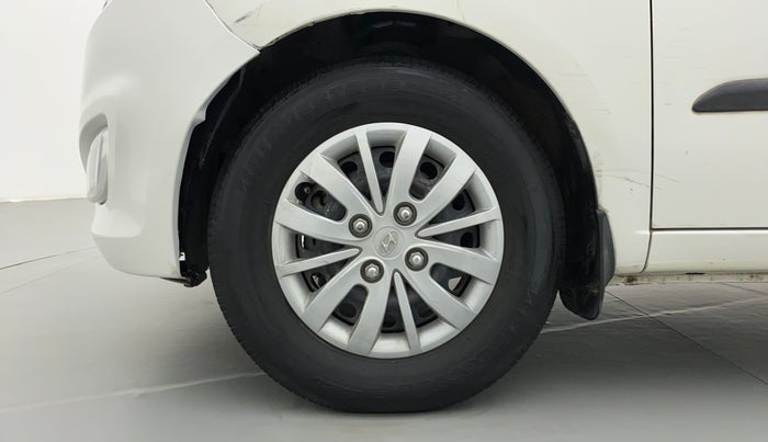 2016 Hyundai i10 SPORTZ 1.1 IRDE2, Petrol, Manual, 26,628 km, Left Front Wheel