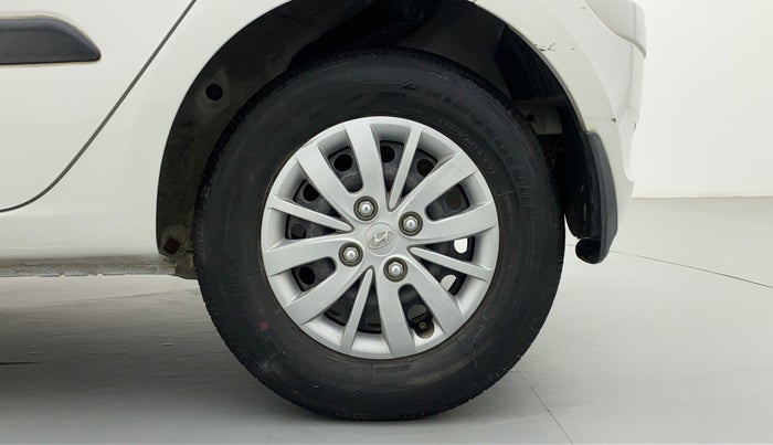 2016 Hyundai i10 SPORTZ 1.1 IRDE2, Petrol, Manual, 26,628 km, Left Rear Wheel