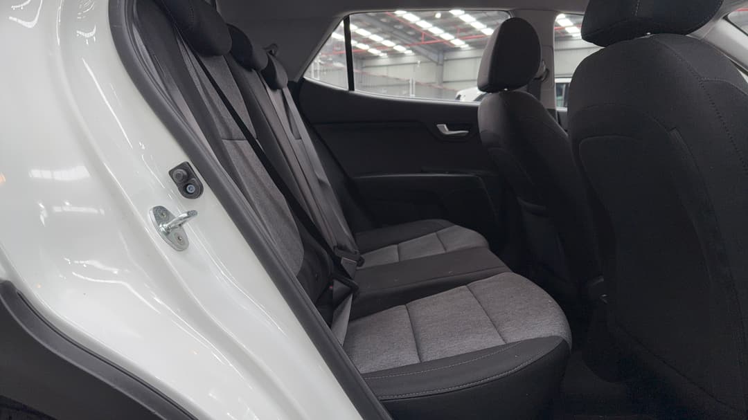 2021 Kia Stonic S, Automatic, 25087 km, Right Side Rear Door Cabin View