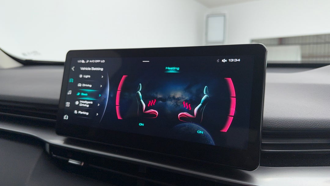 2024 GWM Haval H6 Lux Hybrid, Automatic, 8055 km, Ventilated Seats