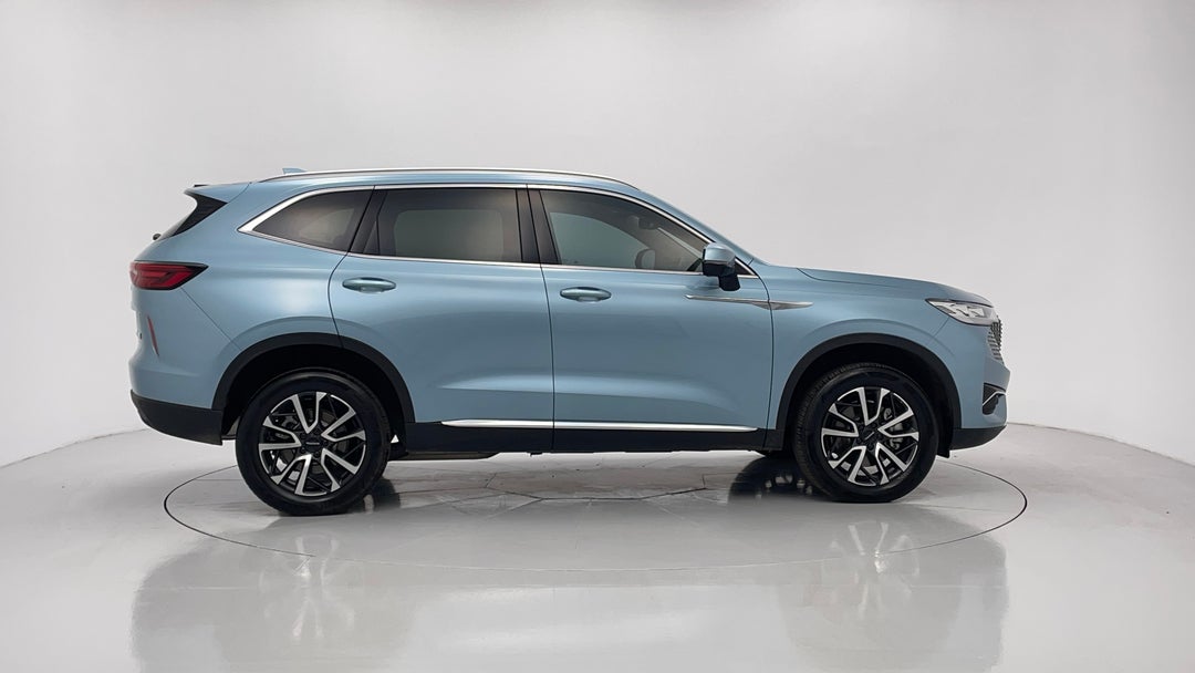 2024 GWM Haval H6 Lux Hybrid, Automatic, 8055 km, Right Side View