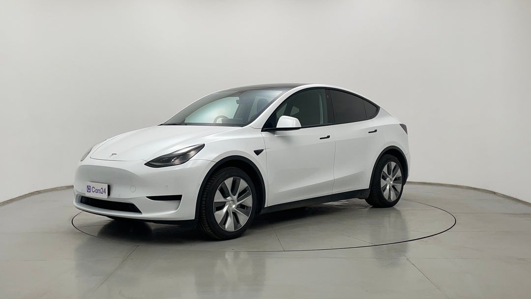 Left Front Diagonal (45- Degree) View