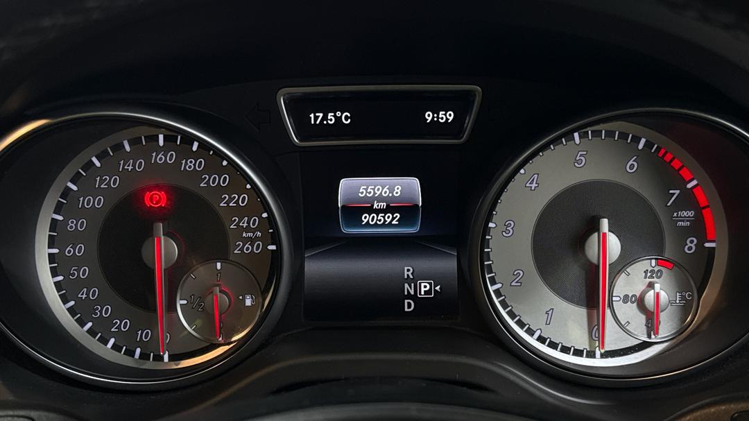 2016 Mercedes-benz GLA 180, Automatic, 90592 km, Odometer View