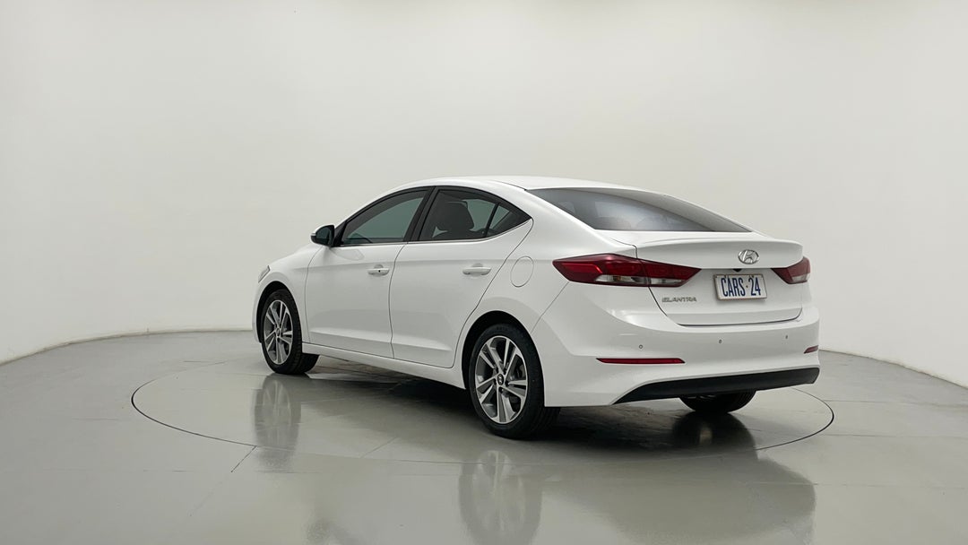 Left Back Diagonal (45- Degree) View