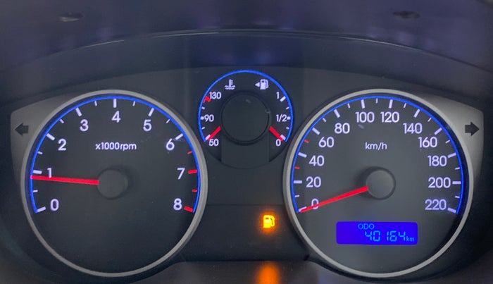 2010 Hyundai i20 SPORTZ 1.2 VTVT, Petrol, Manual, 40,095 km, Odometer Image