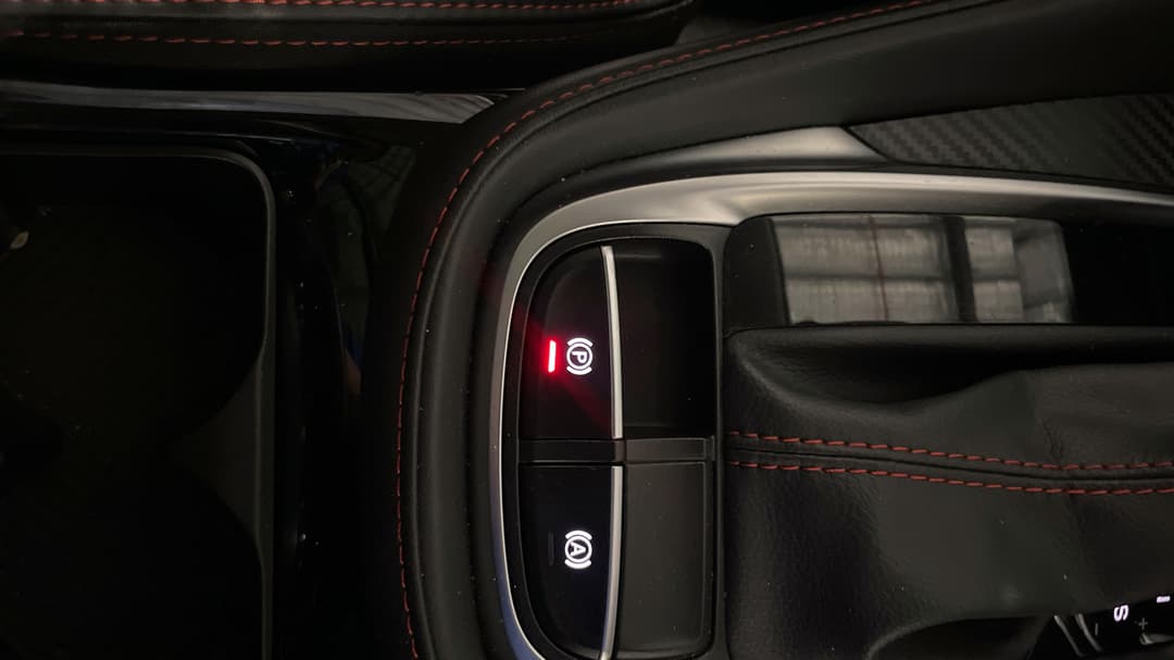 2022 MG Zst Essence, Automatic, 44938 km, Handbrake