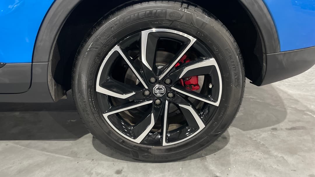 2022 MG Zst Essence, Automatic, 44938 km, Left Rear Wheel