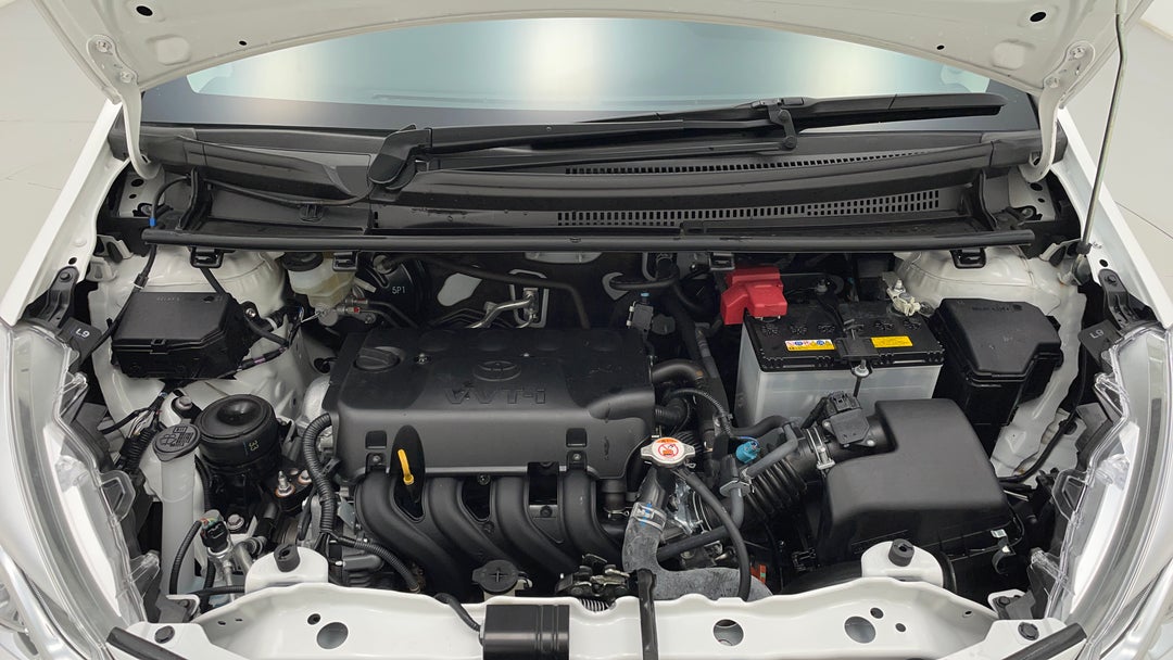 Open Bonnet (Engine)