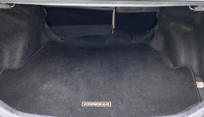 2015 Toyota Corolla Altis 1.8G LIMITED, Petrol, Manual, 95,726 km, Boot Inside