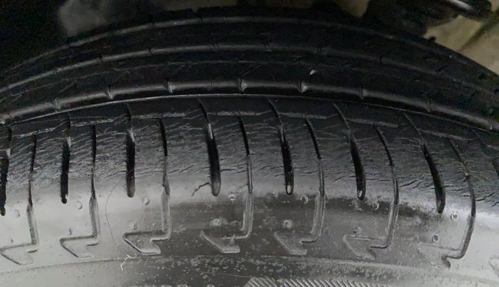 2018 Maruti IGNIS ZETA 1.2 K12, Petrol, Manual, 5,563 km, Right Front Tyre Tread