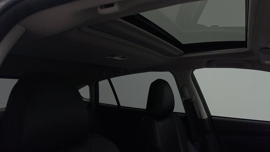 Interior Sunroof/Moonroof