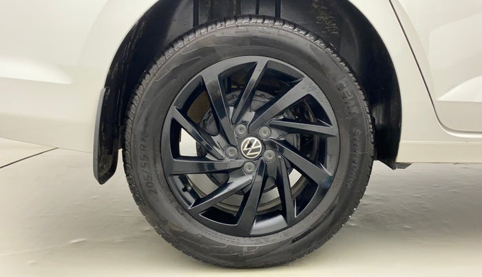 2022 Volkswagen VIRTUS GT PLUS TSI 1.5 EVO DSG, Petrol, Automatic, 2,617 km, Right Rear Wheel