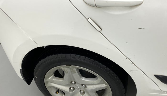 2017 Hyundai Elite i20 ASTA 1.4 CRDI, Diesel, Manual, 1,16,263 km, Right quarter panel - Minor scratches