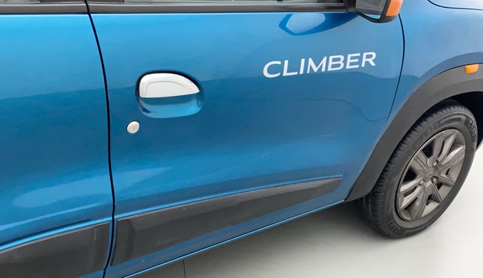 2021 Renault Kwid CLIMBER 1.0 (O), Petrol, Manual, 59,221 km, Driver-side door - Minor scratches