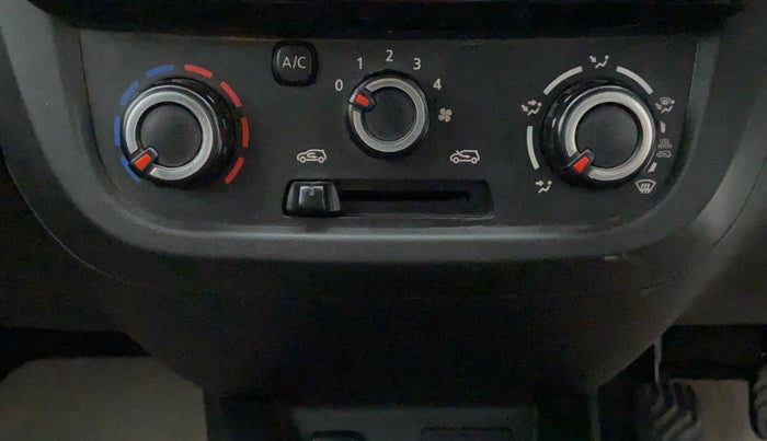 2021 Renault Kwid CLIMBER 1.0 (O), Petrol, Manual, 59,221 km, Dashboard - Air Re-circulation knob is not working