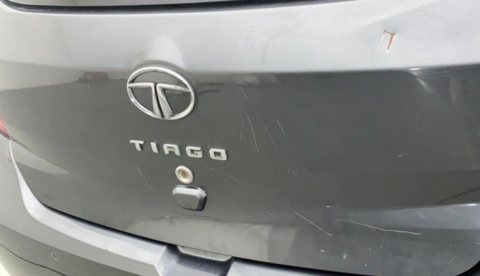 2021 Tata Tiago XE PETROL, Petrol, Manual, 26,368 km, Dicky (Boot door) - Slightly dented