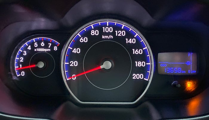 2016 Hyundai i10 MAGNA 1.1 IRDE2, Petrol, Manual, 13,851 km, Odometer Image