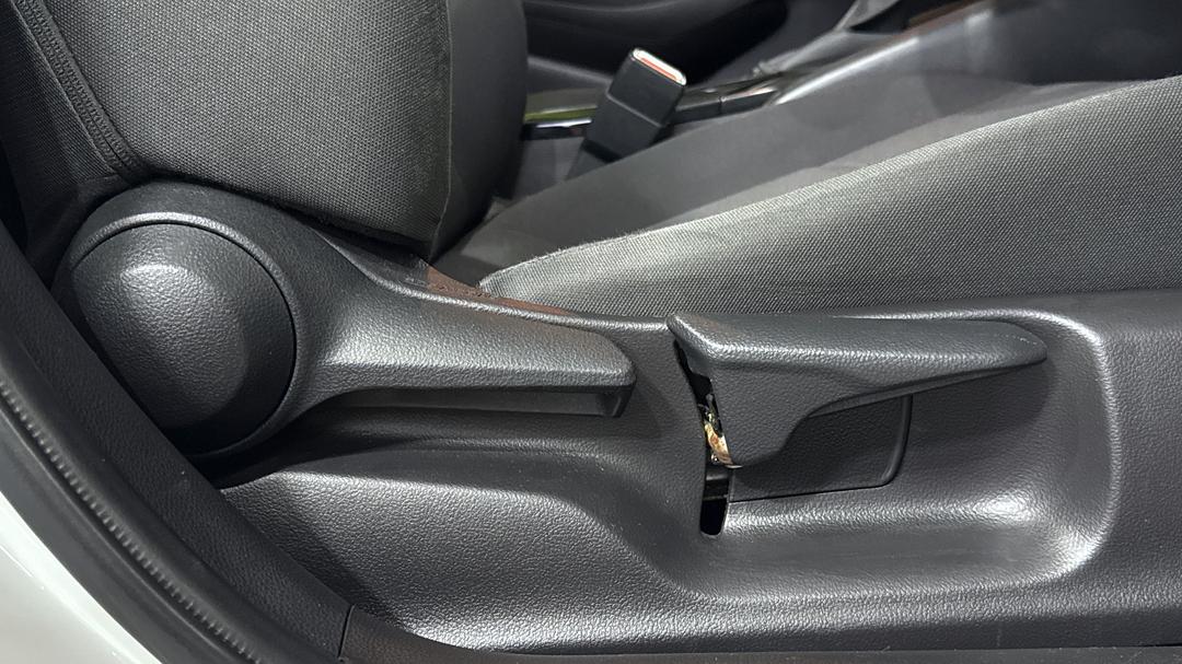 2021 Toyota Corolla Ascent Sport Hybrid, Automatic, 71347 km, Drivers Side Adjustment Panel