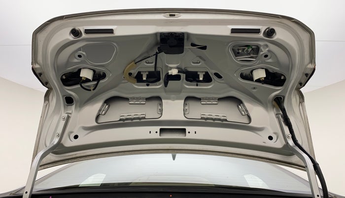 2015 Honda City 1.5L I-VTEC V MT, Petrol, Manual, 72,352 km, Boot Door Open