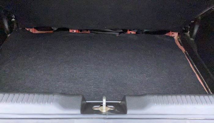 2020 Maruti Swift VXI, Petrol, Manual, 38,938 km, Boot Inside
