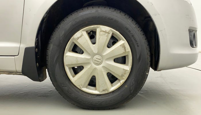 2011 Maruti Swift Dzire VXI, Petrol, Manual, 96,599 km, Right Front Wheel