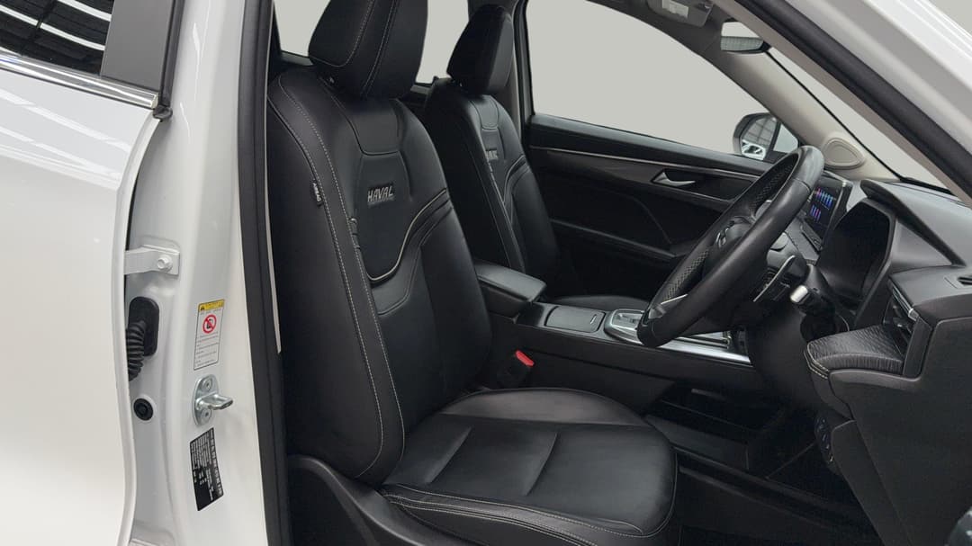 2022 GWM Haval Jolion Lux, Automatic, 56211 km, Right Side Front Door Cabin View