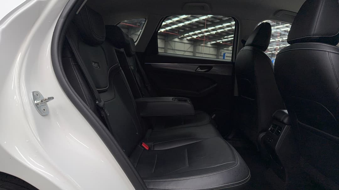 2022 GWM Haval Jolion Lux, Automatic, 56211 km, Right Side Rear Door Cabin View