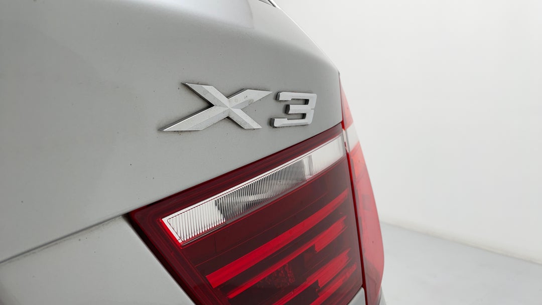 Badge (Boot Right Side)