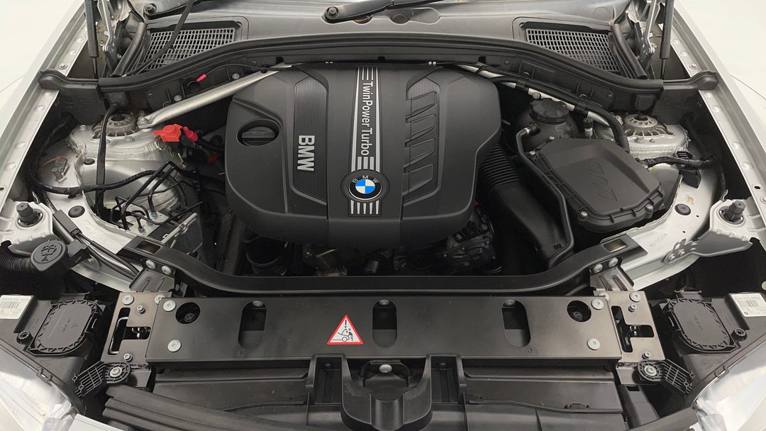 Open Bonnet (Engine)