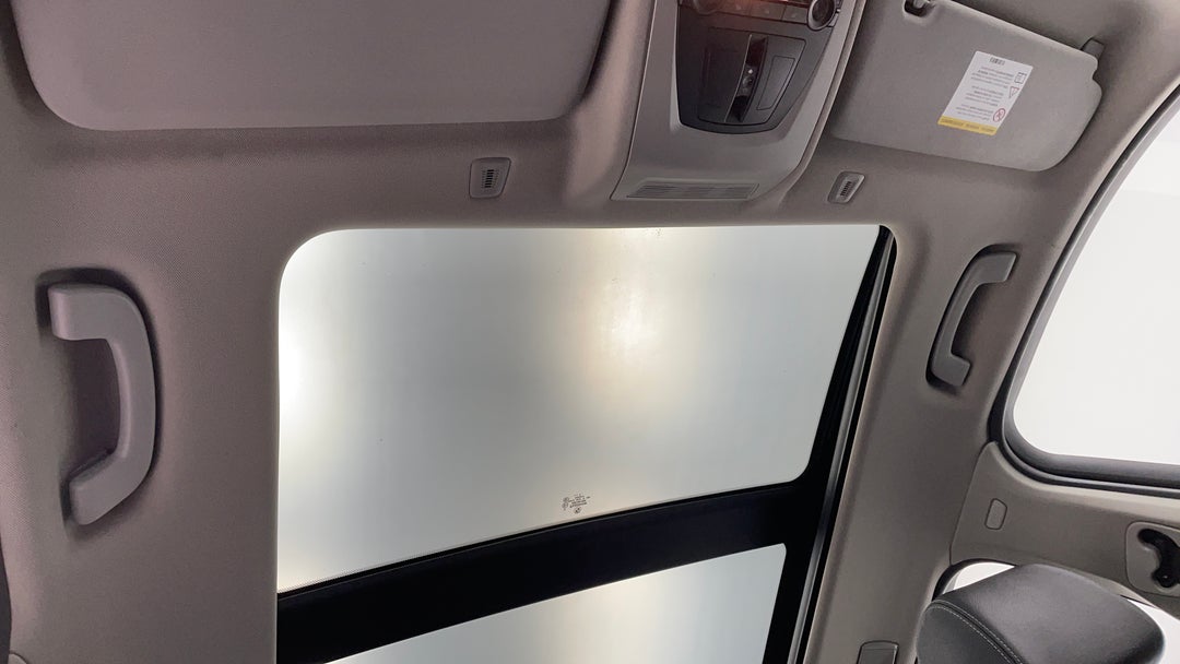 Interior Sunroof/Moonroof