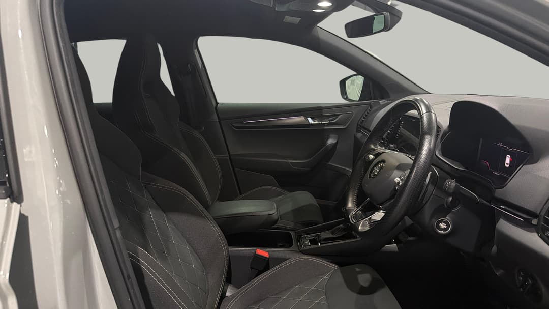2020 SKODA Karoq 140tsi Sportline (4x4), Automatic, 81590 km, Right Side Front Door Cabin View