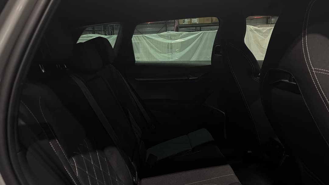 2020 SKODA Karoq 140tsi Sportline (4x4), Automatic, 81590 km, Right Side Rear Door Cabin View