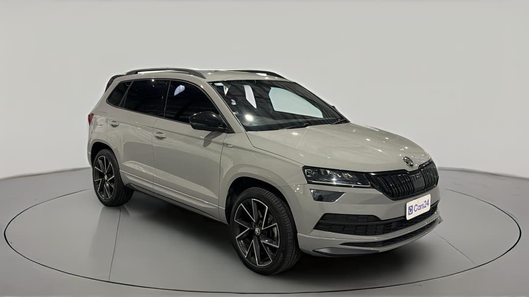 2020 SKODA Karoq 140tsi Sportline (4x4), Automatic, 81590 km, Right Front Diagonal (45- Degree) View