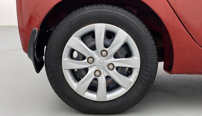 2013 Hyundai Eon MAGNA PLUS, Petrol, Manual, 99,448 km, Right Rear Wheel