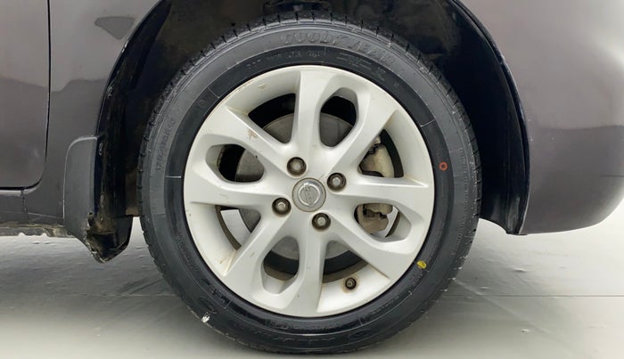 2018 Nissan Micra XV CVT, Petrol, Automatic, 39,878 km, Right Front Wheel