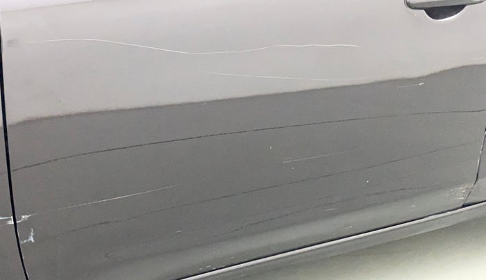 2018 Nissan Micra XV CVT, Petrol, Automatic, 39,878 km, Front passenger door - Minor scratches