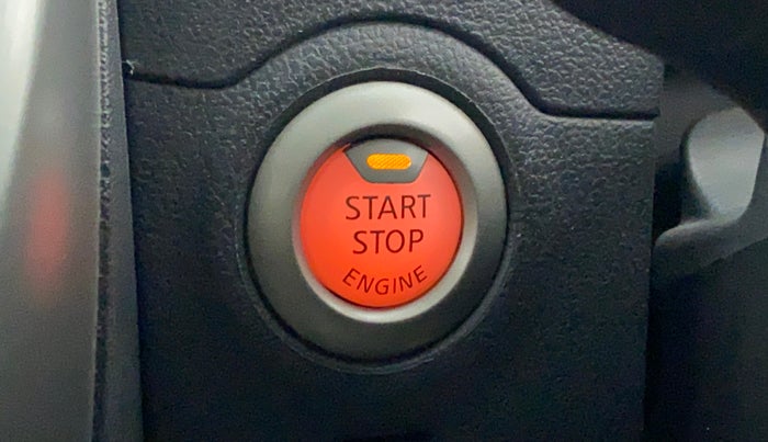 2018 Nissan Micra XV CVT, Petrol, Automatic, 39,878 km, Keyless Start/ Stop Button