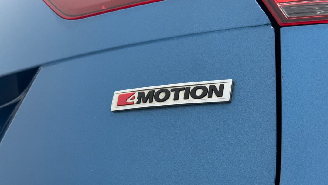 Badge (Boot Right Side)