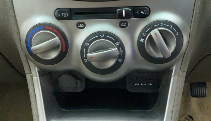 2012 Hyundai i10 SPORTZ 1.2, CNG, Manual, 91,832 km, AC Unit - Rear defogger not working