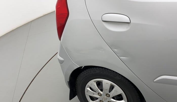 2012 Hyundai i10 SPORTZ 1.2, CNG, Manual, 91,832 km, Right quarter panel - Minor scratches