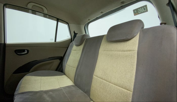 2012 Hyundai i10 SPORTZ 1.2, CNG, Manual, 91,832 km, Right Side Rear Door Cabin