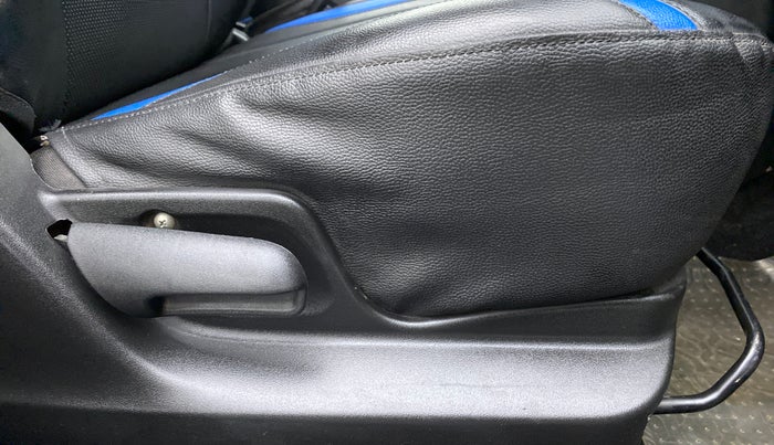 2013 Maruti Swift VXI D, Petrol, Manual, 71,062 km, Driver Side Adjustment Panel