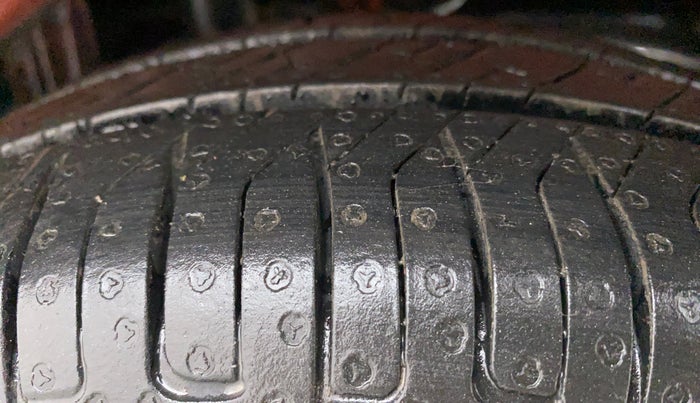 2011 Maruti Alto K10 VXI, Petrol, Manual, 73,525 km, Left Rear Tyre Tread