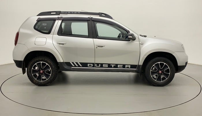 2017 Renault Duster RXS CVT, Petrol, Automatic, 35,359 km, Right Side View