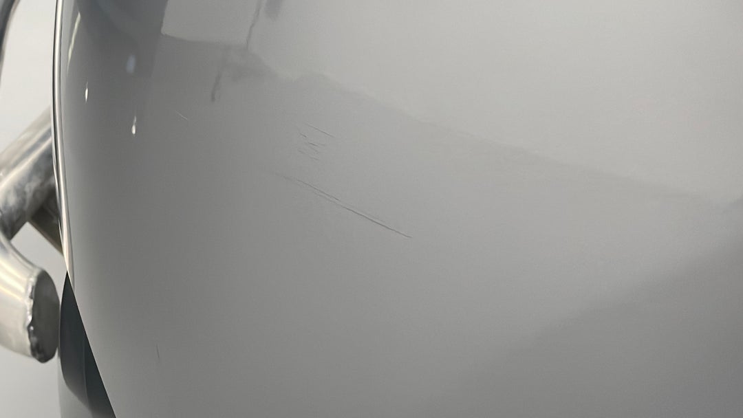 Bumper Front Scratch