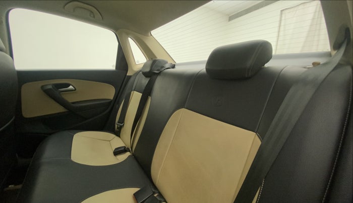 2016 Volkswagen Ameo HIGHLINE1.2L, Petrol, Manual, 35,143 km, Right Side Rear Door Cabin