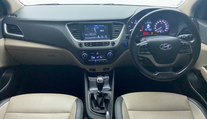 2018 Hyundai Verna 1.6 SX (O) CRDI MT, Diesel, Manual, 38,077 km, Dashboard View