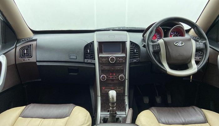 2014 Mahindra XUV500 W8 FWD, Diesel, Manual, 83,931 km, Dashboard